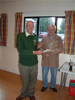 Bernard Slingsby Receives his Commended certificate from Dave Reeks